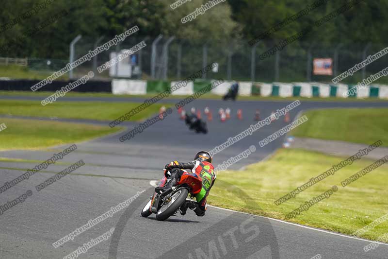 enduro digital images;event digital images;eventdigitalimages;mallory park;mallory park photographs;mallory park trackday;mallory park trackday photographs;no limits trackdays;peter wileman photography;racing digital images;trackday digital images;trackday photos